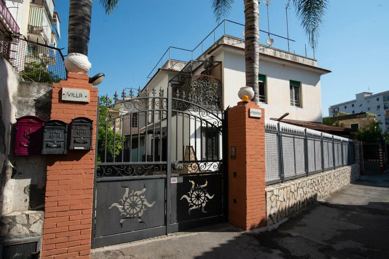 Canelli House 卡斯特拉玛雷帝斯达比亚 外观 照片